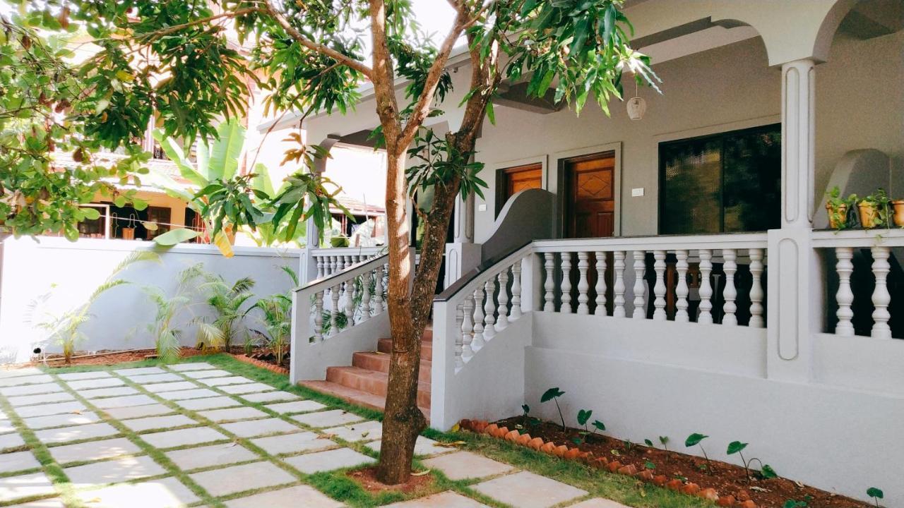 Tien B&B & Bistro Vagator Zewnętrze zdjęcie